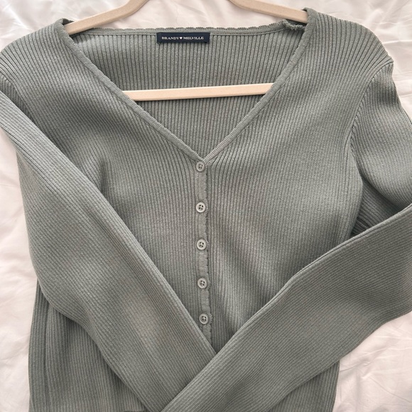 Brandy Melville Sweaters - Brandy Melville Cardigan